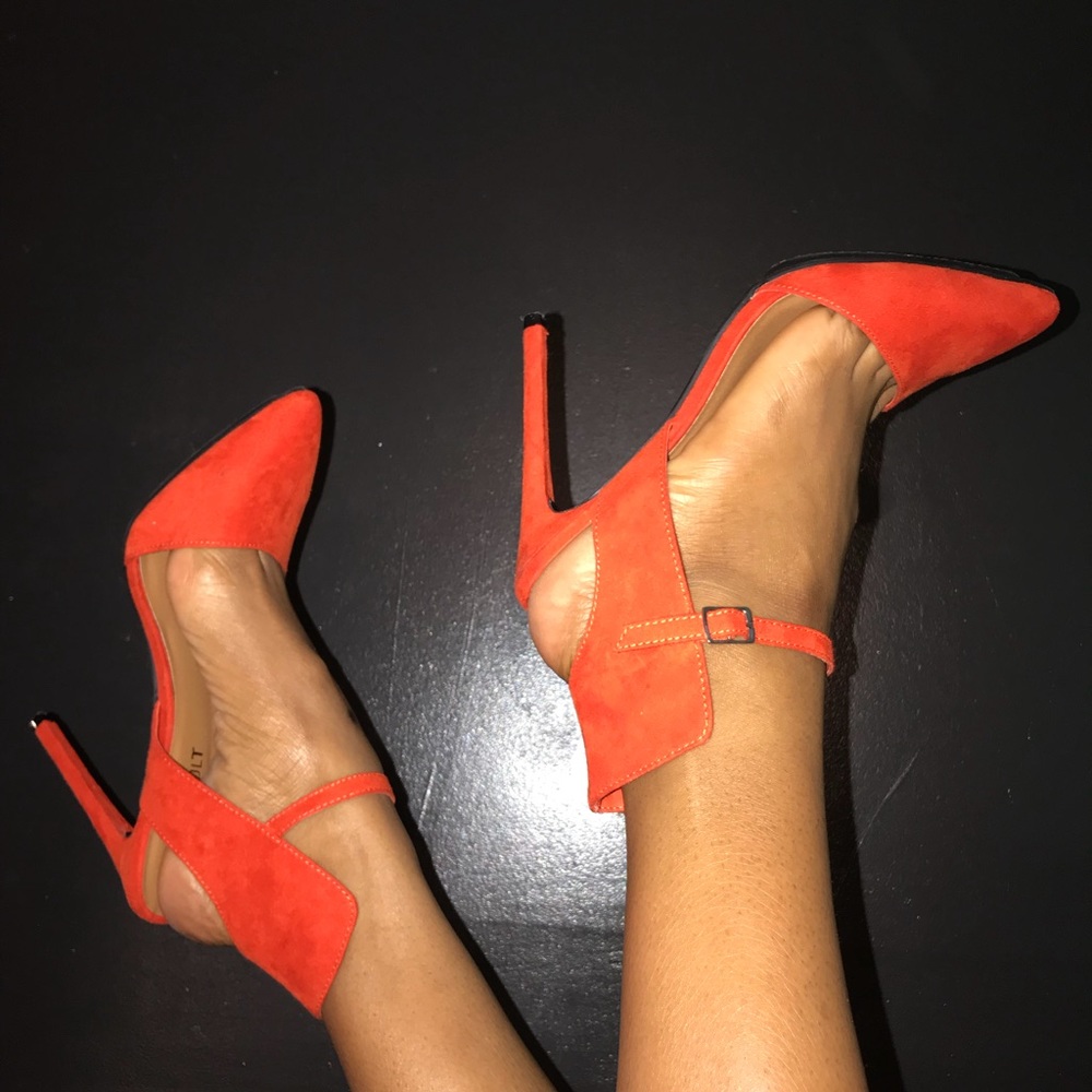 Sassy Red Heels 👠 😍‼️SOLD‼️ - Picture 3 of 3
